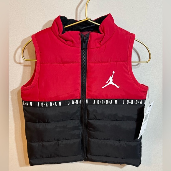 Jordan Jumpman Puffer Vest 2T Red Black Boys‎ Jacket Layering NWOT - Picture 3 of 5